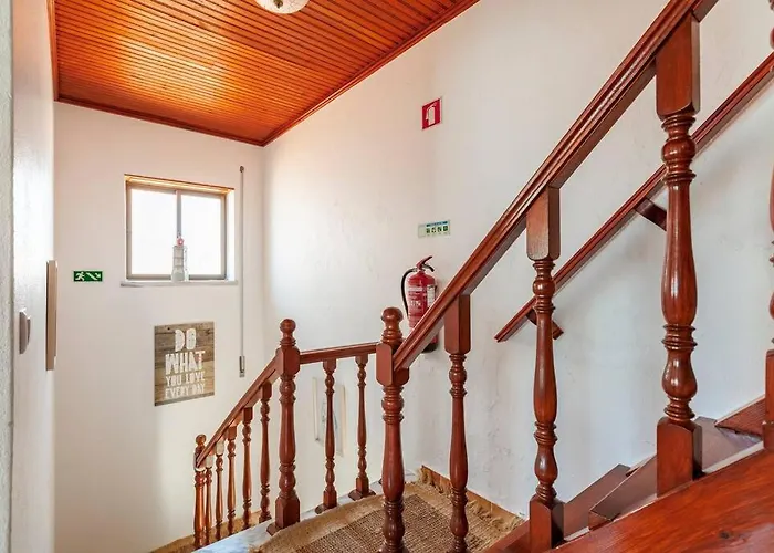 Ninestories Baleal بيت للعطل *