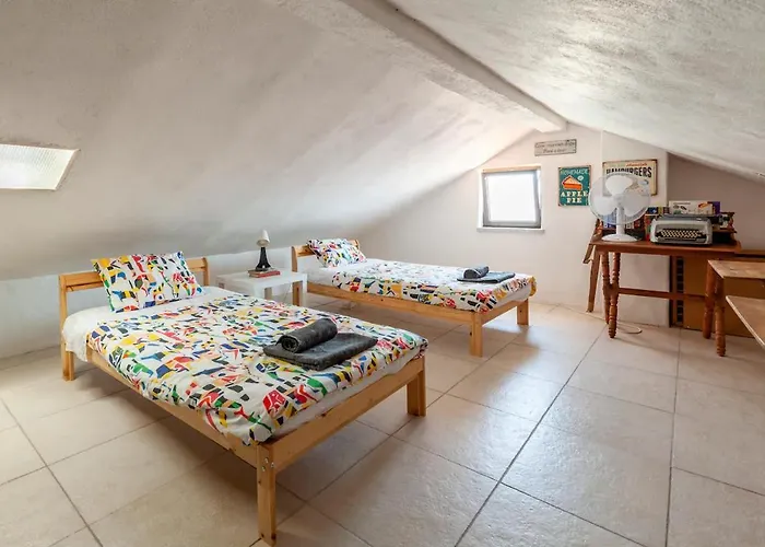 Ninestories Baleal بيت للعطل